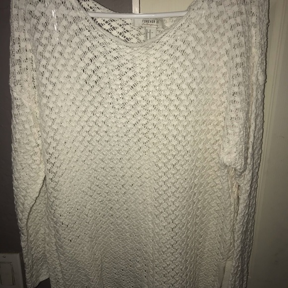 Y2K Women’s Forever 21 pullover knit sweater. - Picture 2 of 3